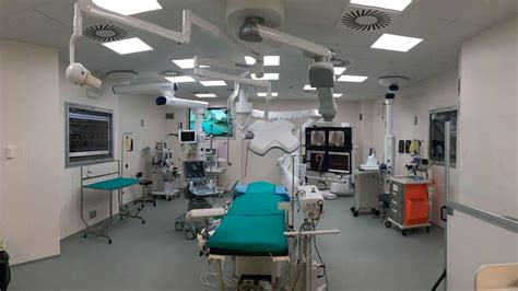 Ospedale Di Cattinara Nuova Sala Di Emodinamica E Cardioangiografia FOTO