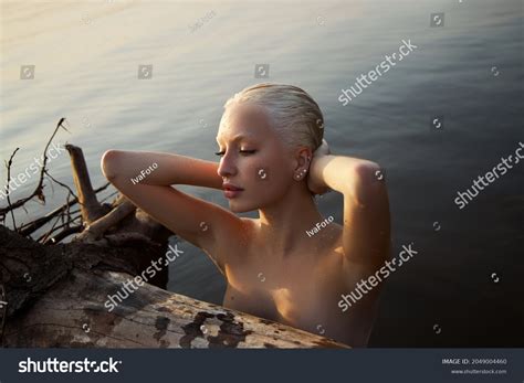 Nude Sexy Woman Water Sunset Beautiful Stock Photo 2049004460 Shutterstock