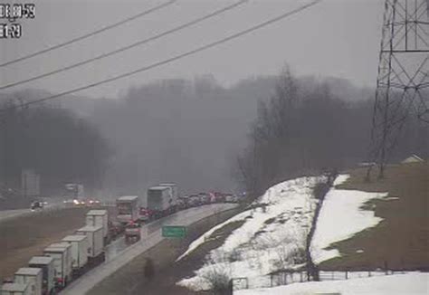 Crash Closes Portion Of I 81 In Dauphin County