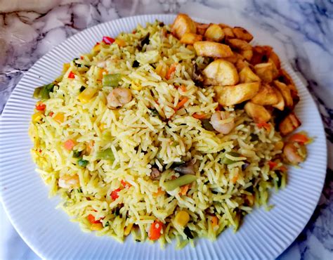 How To Make Nigerian Fried Rice Best Recipe Ever Tinuolasblog