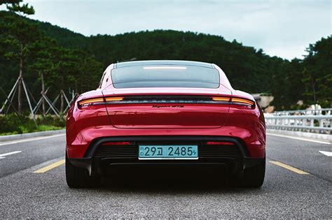 The Porsche Taycan Gts Will Electrify Your Life Eu Vietnam Business