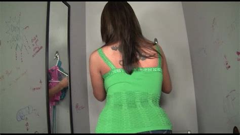 Kelly Sucks Off BBC At The Dressingroom And Gets Facial 1st Half Mp4 Anonymous Sex At The