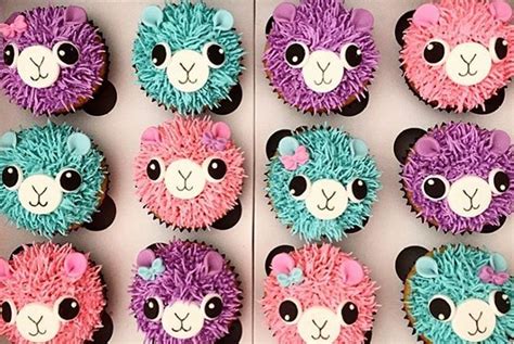 ⋆ Found 10 Delightful Llama Cupcake Designs To Love ⋆ Cupcake