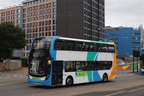 11298 SN69 ZRD Stagecoach North East E400MMC 11298 Passes Flickr