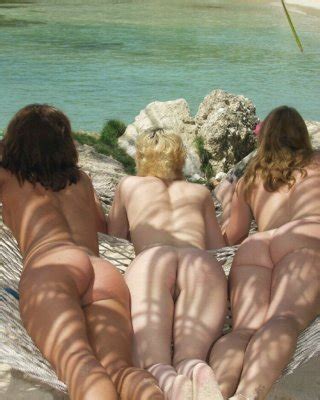 Teen Gfs Naked At The Beach And In Bikinis And Posing For Pics 16 Porn Pictures XXX Photos Sex