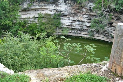 Cenote Sagrado