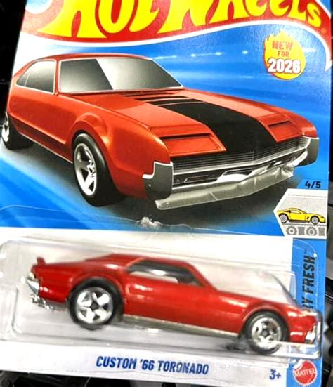 T Hunted Novidades do lote D de da linha básica Hot Wheels
