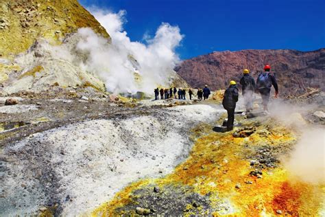 How Whakatāne Locals Are Responding To The Whaakari White Island