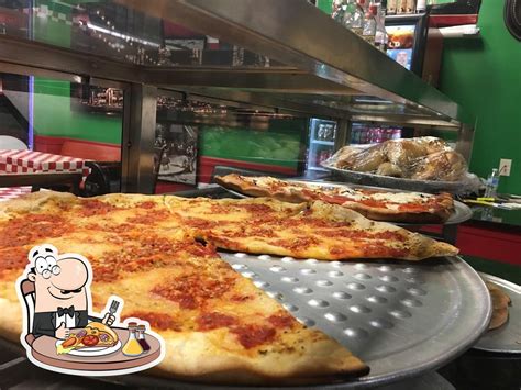 Papa Mario's Pizza in Haddon Heights - Restaurant menu and reviews