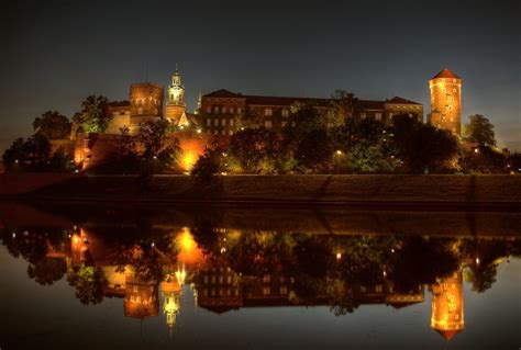 Cracow Royal Castle II by jeremi12 on DeviantArt