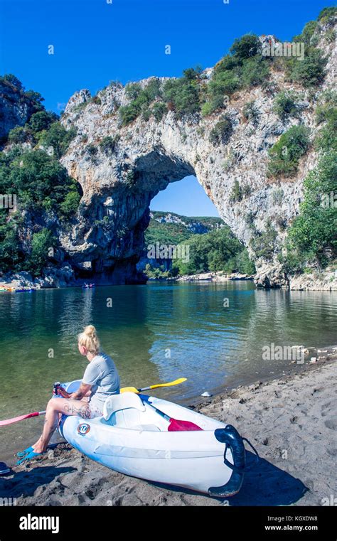 Frankreich Ardeche Schluchten Der Ard Che Vallon Pont D Arc