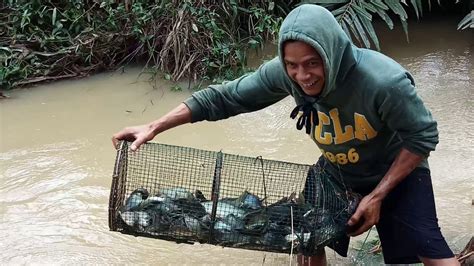 Menangkap Ikan Tawar Di Sungai Subulussalam Youtube