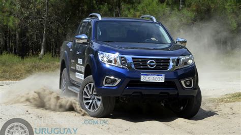 Prueba Nissan Np Frontier Le X Ddtti A T Autoblog Uruguay