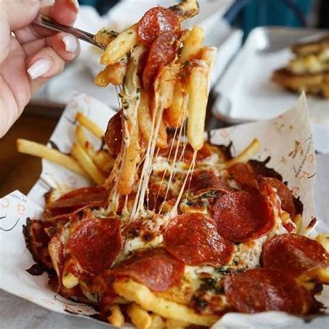 Pin By Judith On F O O D In 2024 Pretty Food Loaded Fries Food Goals