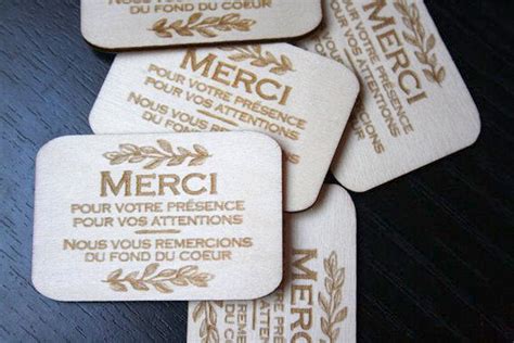 Carte de remerciement en bois - 20 cartes de remerciement qui changent ...