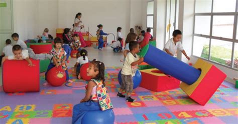 Contexto Histórico de la Educación en Ecuador Historia de la