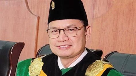 Prof Dr Taruna Ikrar Dikukuhkan Guru Besar Lagi Simak Profil Ilmuwan