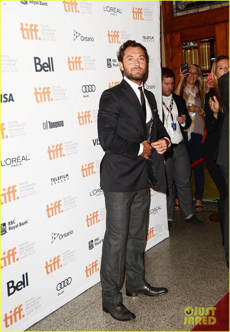 Keira Knightley Jude Law Anna Karenina Premiere At Tiff Photo