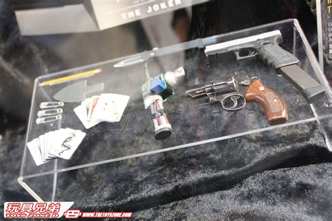 玩具專題 率先睇 Hot Toys 蝙蝠俠黑夜之神 Joker 小丑 ACGHK Toys Zone D 玩具兄弟 Figures Price List