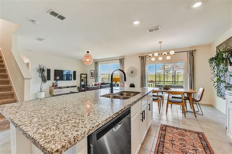 475 Lazio Cir, DeBary, FL 32713 | ShowingTime+ Listing Media Services