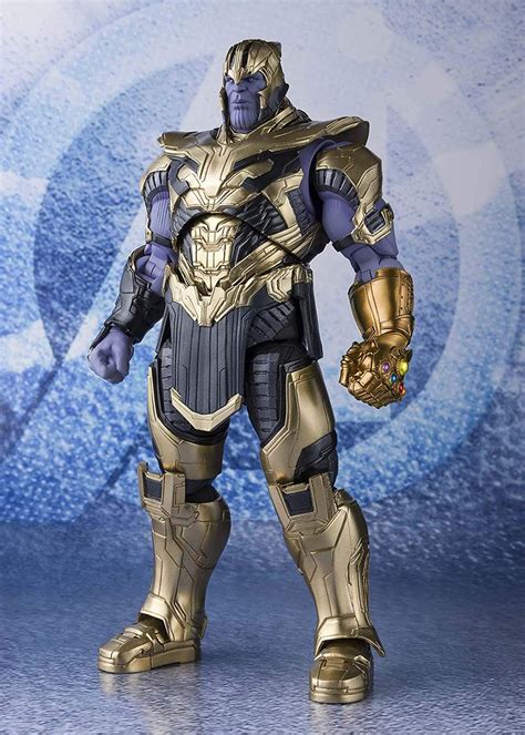 La Figurine De Thanos Avec La Pierre Dinfini Un Chef Dœuvre Pour