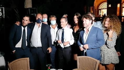 Party Esclusivo A Villa Domi A Napoli Con Il Coordinamento Napoletano