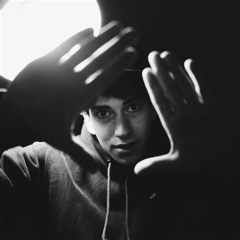 Joe goldberg zodiac 60 photos - Youhoroscope.com