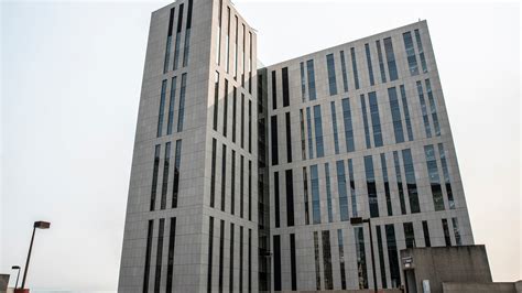 A Public Defender Couldn’t Reach Her Client Inside the Dysfunctional