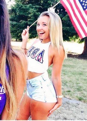 Akira Lane Porn Photo