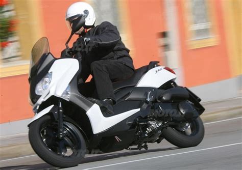 Prova Yamaha X Max 250 Prove Motoit