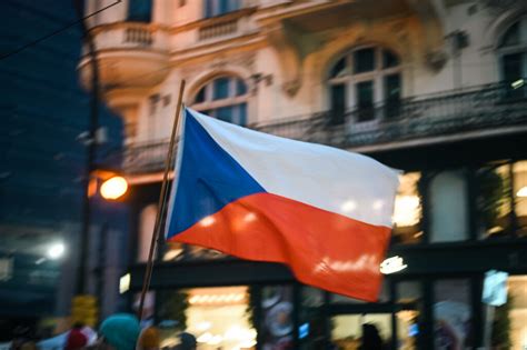 OBRAZEM Putin se pochcal listopad nejvíce prožívaly ruské Pussy Riot Houpací Osel