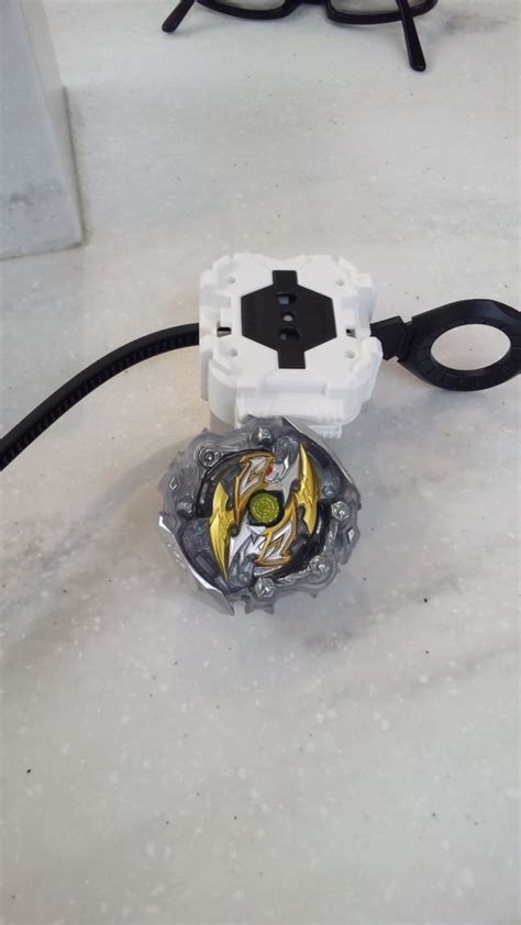 Knockout Odax R Beyblade