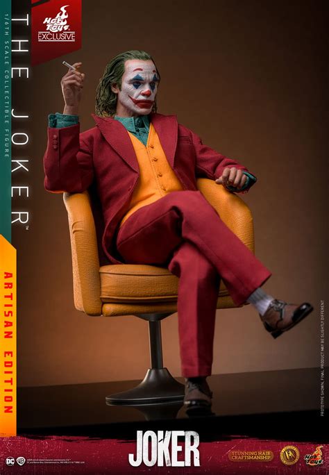 Arthur Fleck Is The Joker With Hot Toys New Artisan Edition Figure