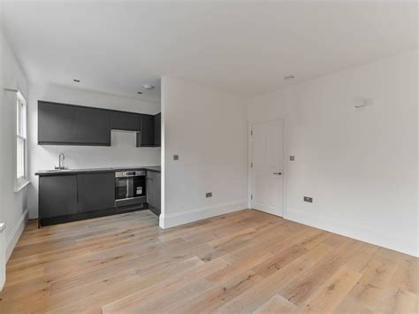 3 Bed Flat To Rent In Waldegrave Road London Se19 Crystal Palace