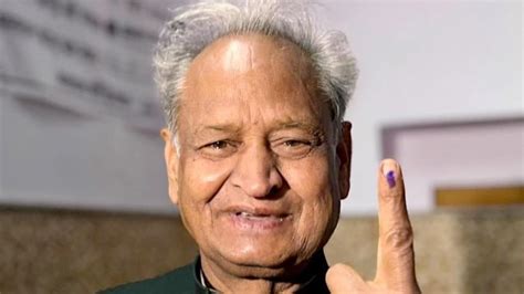 Interview | Ashok Gehlot says BJP will struggle to win even 250 Lok ...