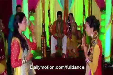 Bridle Sister Mehndi Dance With Bride Video Dailymotion