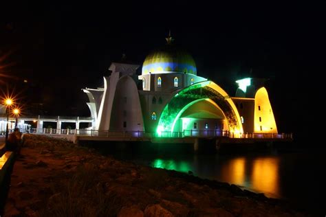 Malacca: Masjid Selat Melaka / Malacca Strait’s Mosque (Night) – NICK CHAN DOT NET