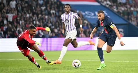 VIDEO PSG Toulouse le magnifique but de Mbappé pour sa dernière