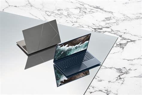 ASUS Zenbook 15 OLED (UM3504), un laptop premium pentru mobilitate