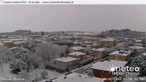 Cronaca Meteo Neve Fin Sulle Spiagge In Romagna Imbiancate Cesena