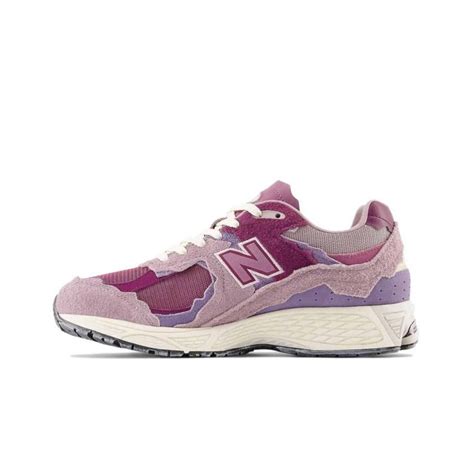 New Balance 2002r Protection Pack Pink 88yungplug