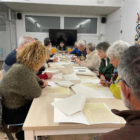 Canyelles Posa En Marxa El Seu Primer Club De Lectura Amb Persones