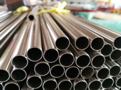 Duplex Steel S31803 S32205 2205 Pipes Tubes Supplier Stockist In