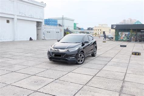 Hr V Honda Hrv Se Cvt Facelit Antik Tdp Jt Mobilbekas