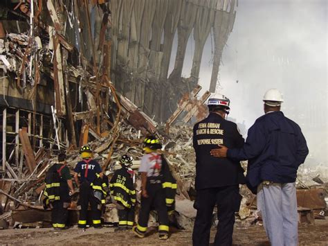 911 Fema Officials And Urban Search And Rescue Inspect Ground Zero