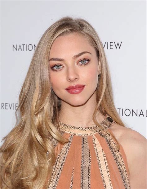 Pin By Franziska Steinke On Haarfarben Amanda Seyfried Hair Blonde