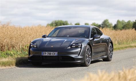 Essai Porsche Taycan Turbo 2020 Auto Mag