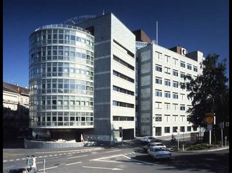 MARIO BOTTA BANCA DELLO STATO A FRIBURGO SVIZZERA 1982