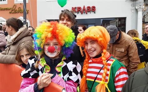 Trier So Lief Der Rosenmontagszug Alle Fotos