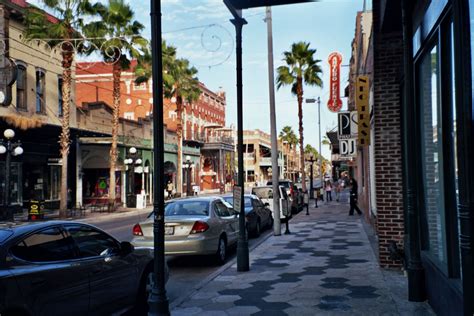 Ybor City Tampa Florida So Much Fun At Night Places Ive Been